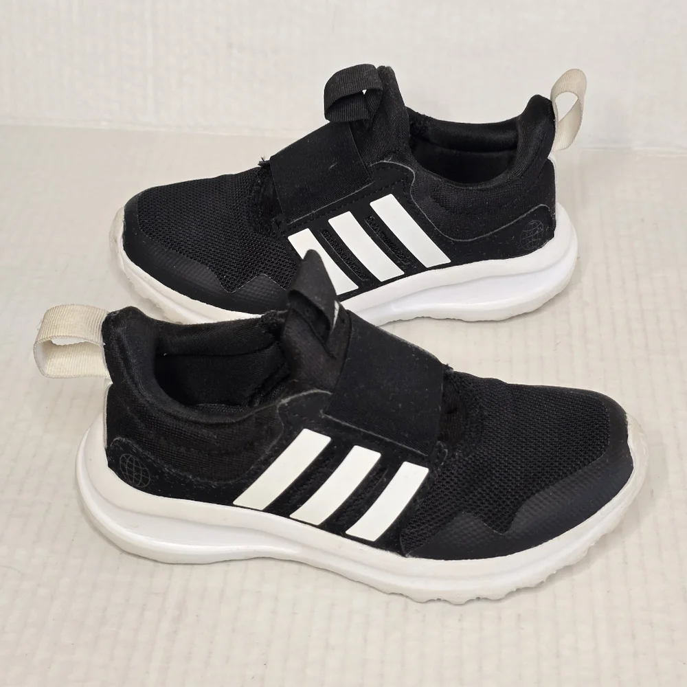 adidas ActiveRide 2.0 Running Shoes Kids Size 12K Black White Slip-On Sneakers - Picture 1 of 10